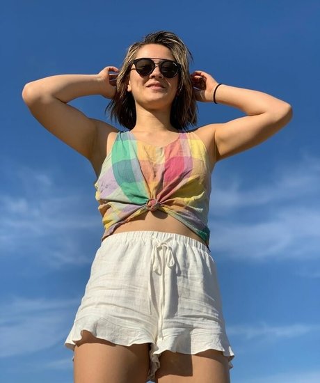 Naakte gelekte OnlyFans-foto van Gronya Somerville