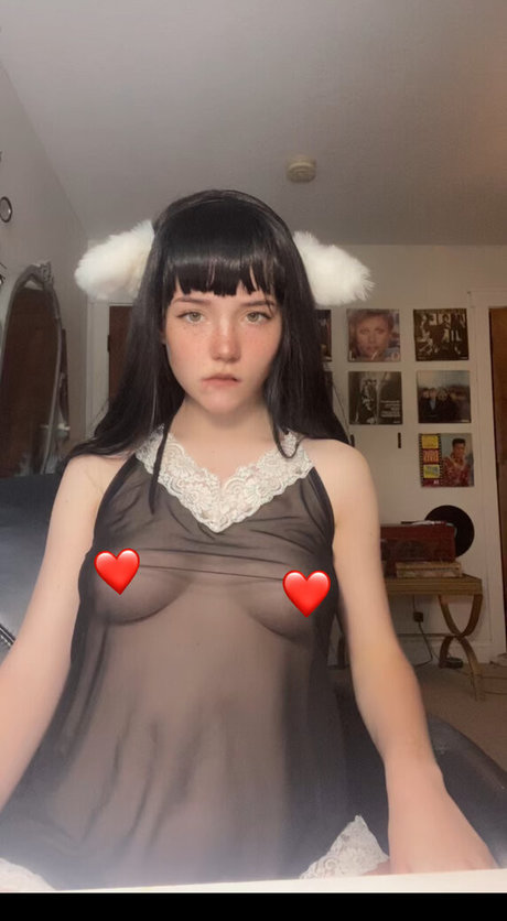 Naakte gelekte OnlyFans-foto van Jazz Baranova