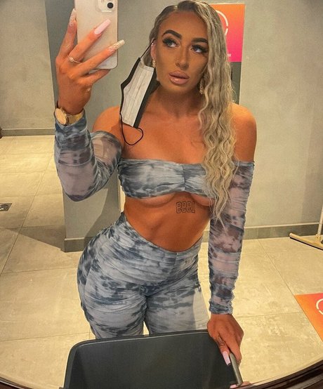 Naakte gelekte OnlyFans-foto van Charleysmyfan