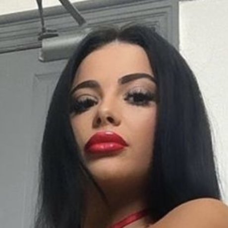Naakte gelekte OnlyFans-foto van Laylarose