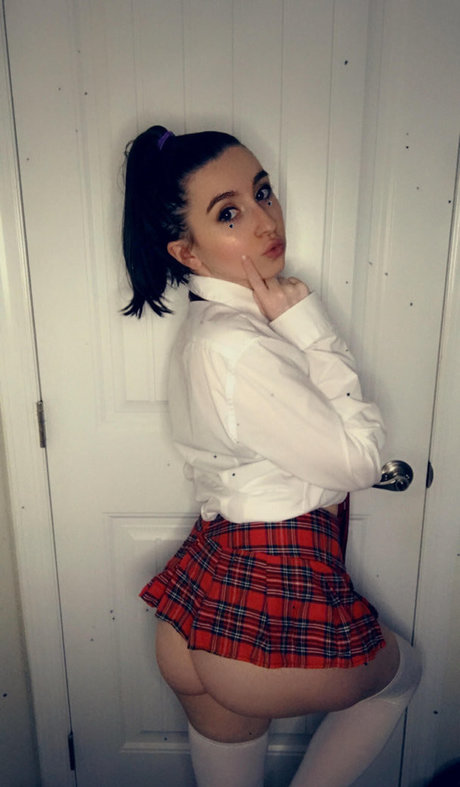 Naakte gelekte OnlyFans-foto van Kylieeow
