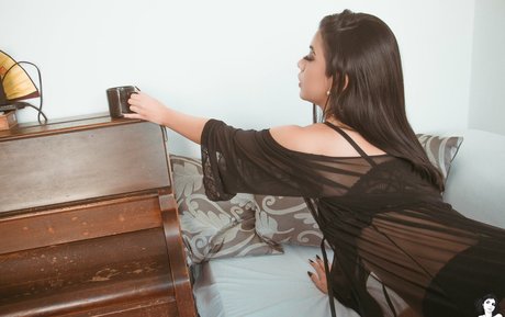 Naakte gelekte OnlyFans-foto van Luaramona