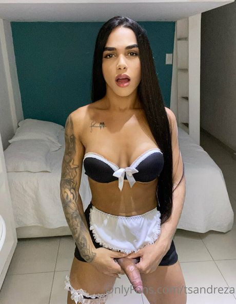 Naakte gelekte OnlyFans-foto van Andreza Guimaraes