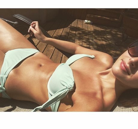 Naakte gelekte OnlyFans-foto van Eliedr