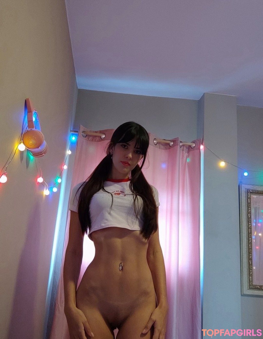 Naakte gelekte OnlyFans-foto van Leni Doll #1082