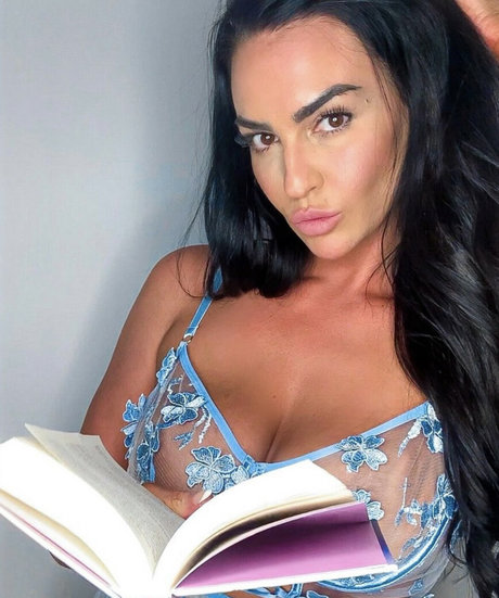 Naakte gelekte OnlyFans-foto van Matildamarshall