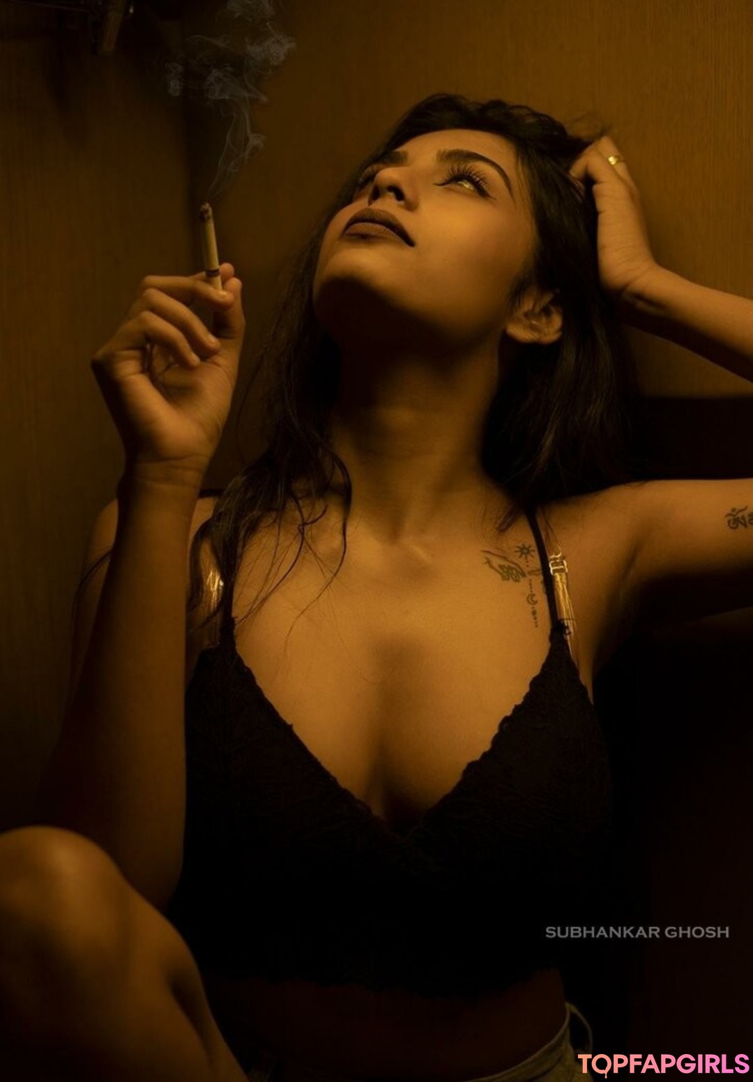 Naakte gelekte OnlyFans-foto van Yajnaseni #1332