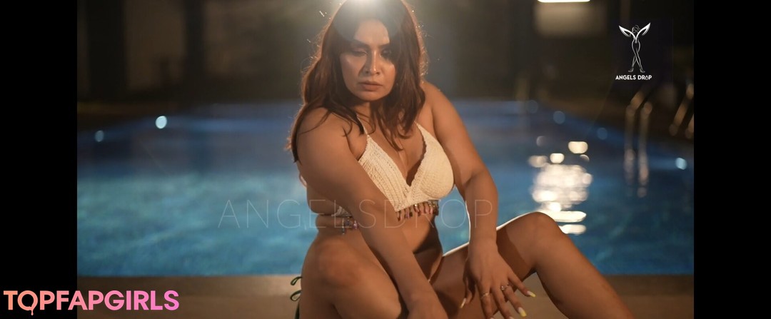 Naakte gelekte OnlyFans-foto van Yajnaseni #1415