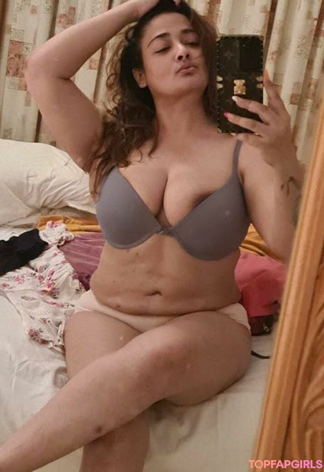 Naakte gelekte OnlyFans-foto van Yajnaseni #1691
