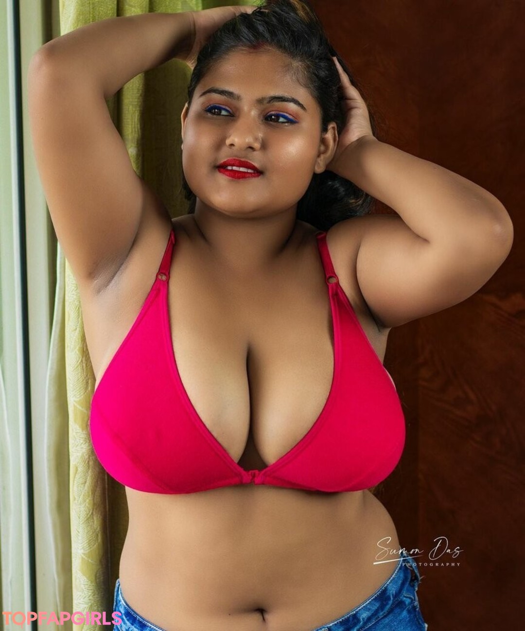 Naakte gelekte OnlyFans-foto van Yajnaseni #1723