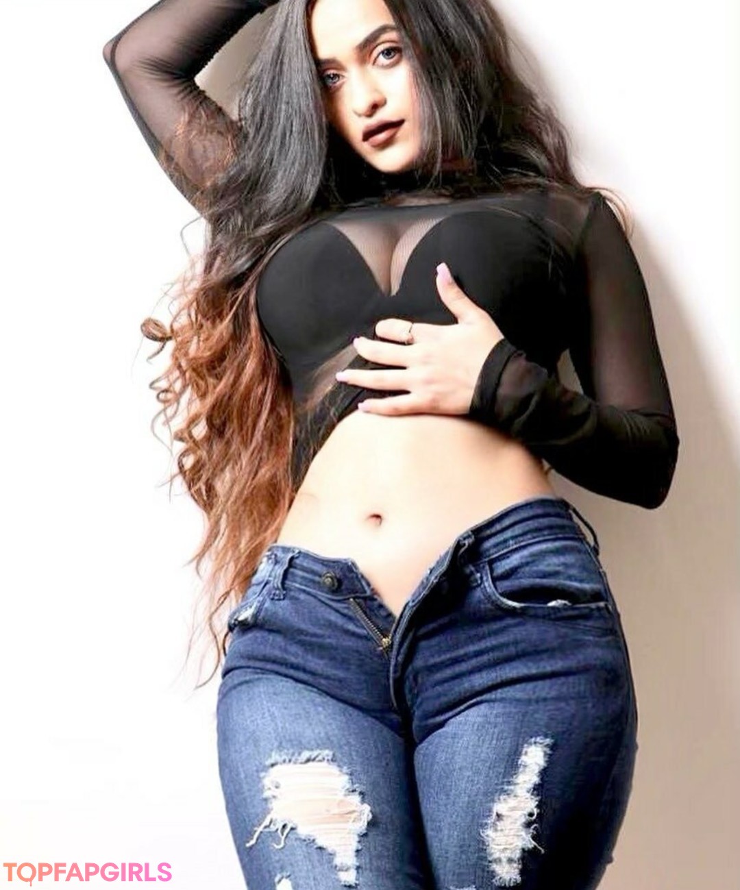 Naakte gelekte OnlyFans-foto van Yajnaseni #1747