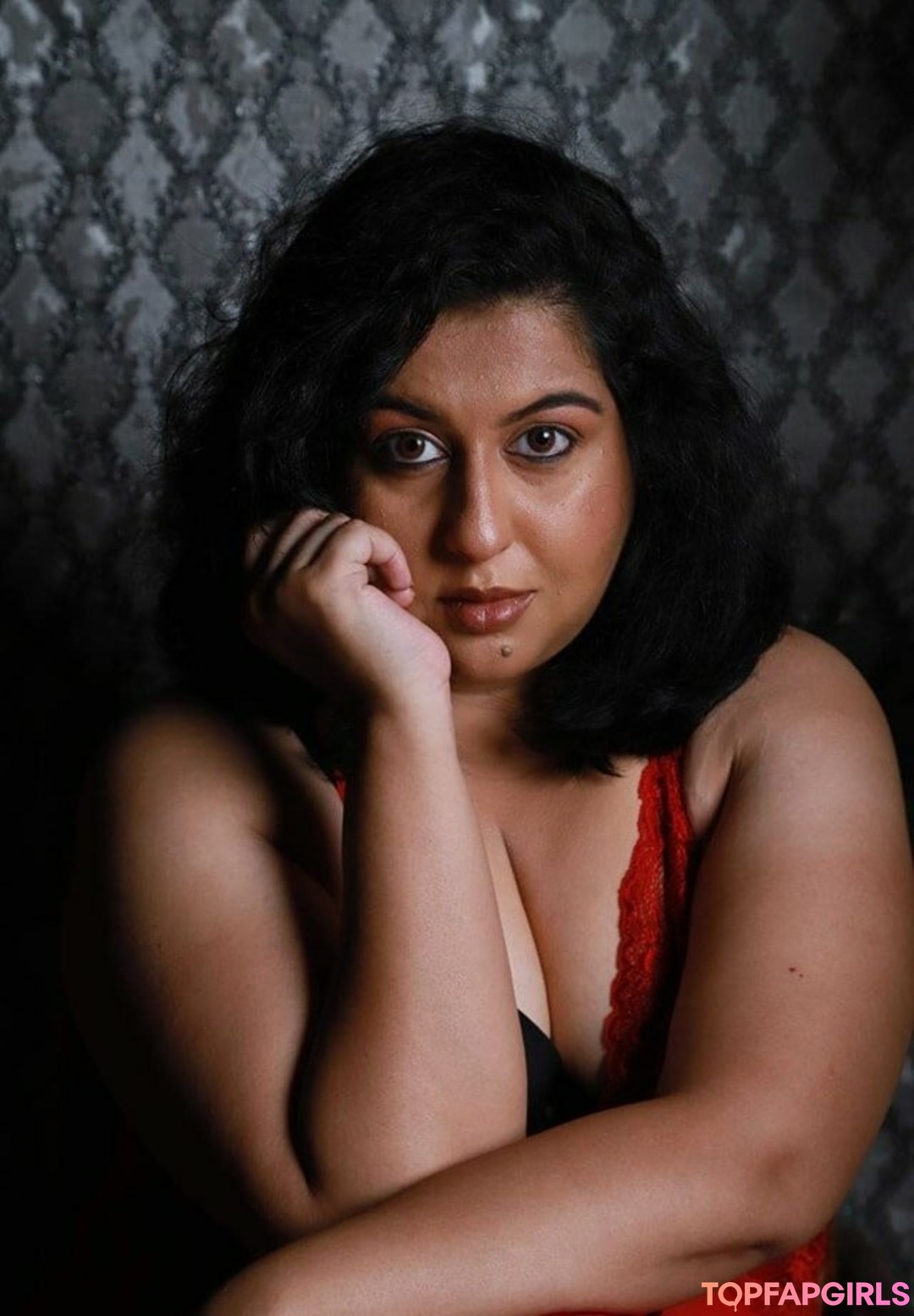 Naakte gelekte OnlyFans-foto van Yajnaseni #1762