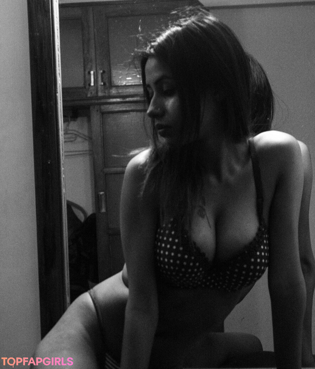 Naakte gelekte OnlyFans-foto van Yajnaseni #1787