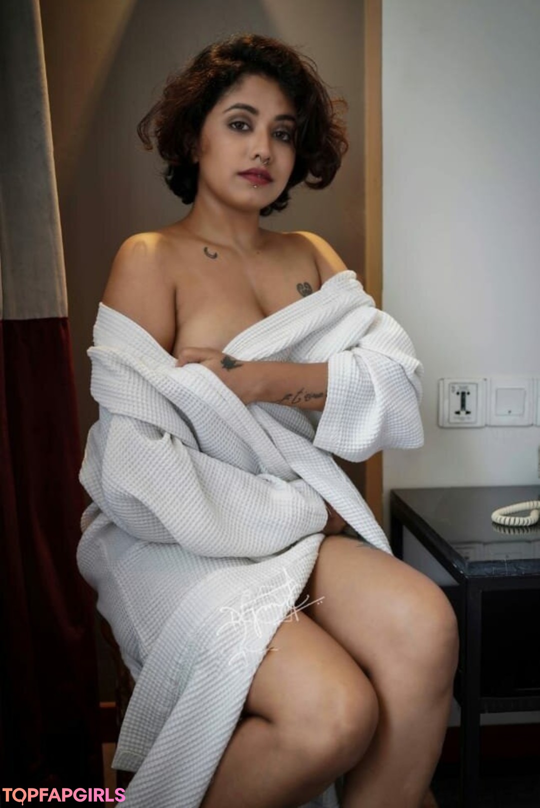 Naakte gelekte OnlyFans-foto van Yajnaseni #1930