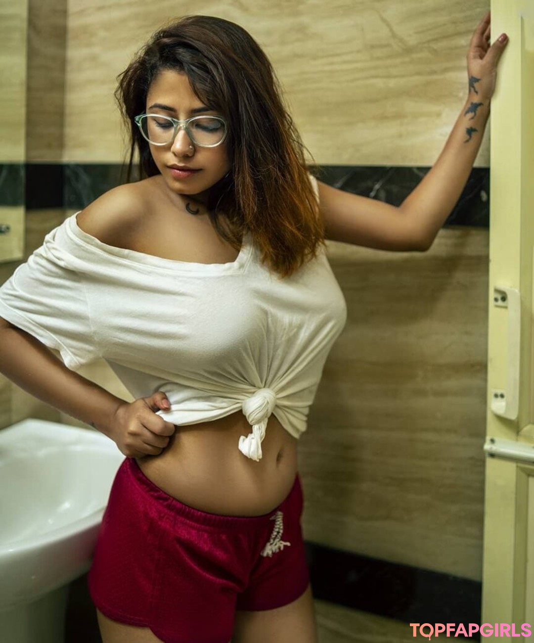 Naakte gelekte OnlyFans-foto van Yajnaseni #1961