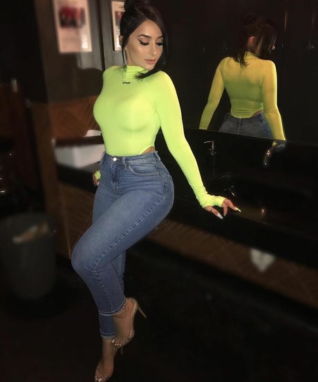 FeetByJo