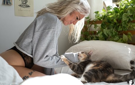 Naakte gelekte OnlyFans-foto van Cori Sg