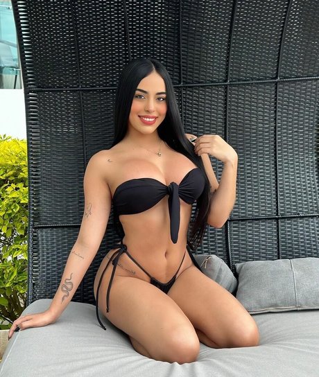 Naakte gelekte OnlyFans-foto van Gemeas Abello