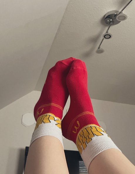 Naakte gelekte OnlyFans-foto van Nineer