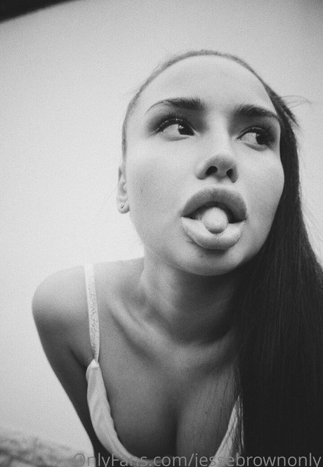 Naakte gelekte OnlyFans-foto van Babylillove