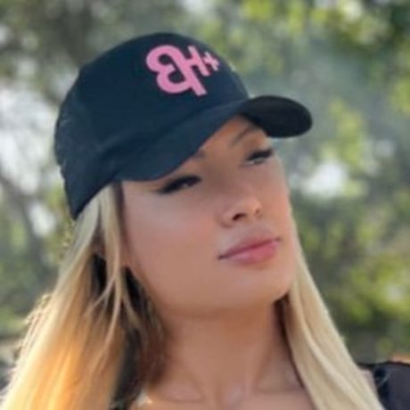 Naakte gelekte OnlyFans-foto van Nathalie Sousa