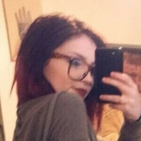 Naakte gelekte OnlyFans-foto van Witchfern