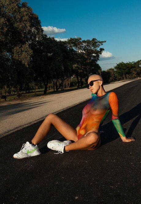 Naakte gelekte OnlyFans-foto van Linaisberlina