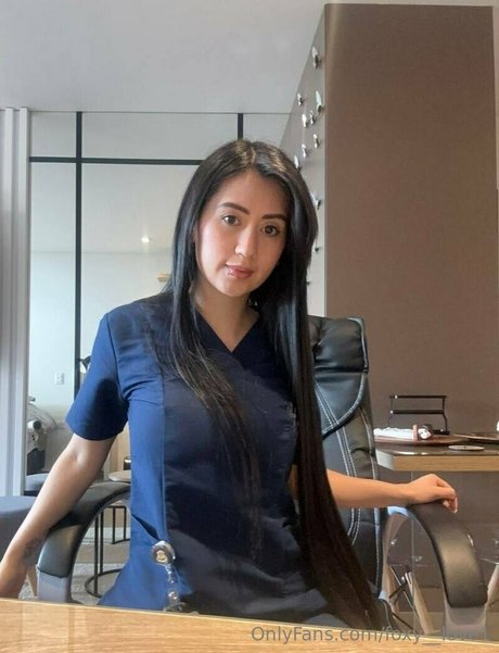 Naakte gelekte OnlyFans-foto van Pilarnurse
