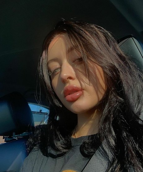 Naakte gelekte OnlyFans-foto van Laney Baby
