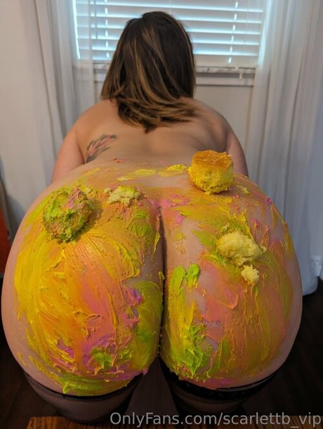 Naakte gelekte OnlyFans-foto van Scarlett Bliss