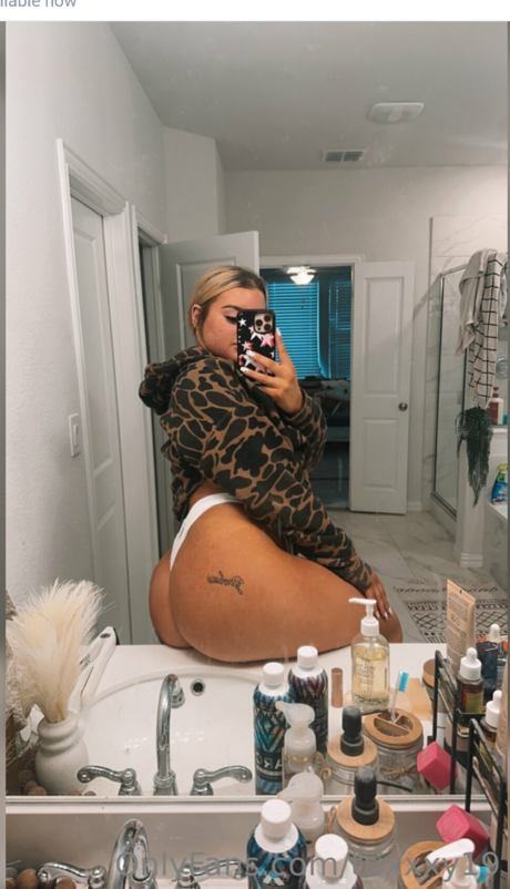 Naakte gelekte OnlyFans-foto van Tristan Beaulieu