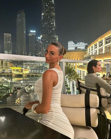 Naakte gelekte OnlyFans-foto van Maddy Cheary