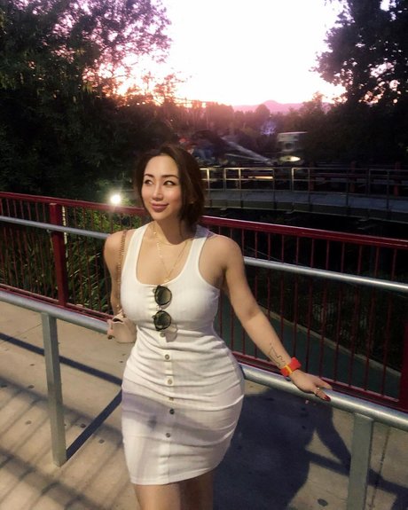 Naakte gelekte OnlyFans-foto van Dajin