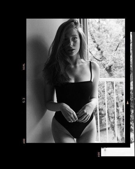 Naakte gelekte OnlyFans-foto van Madeline Ford
