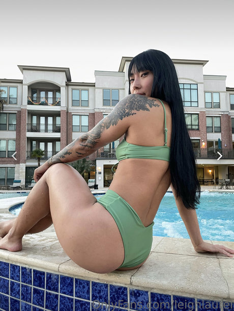 Naakte gelekte OnlyFans-foto van Leigh Laurel