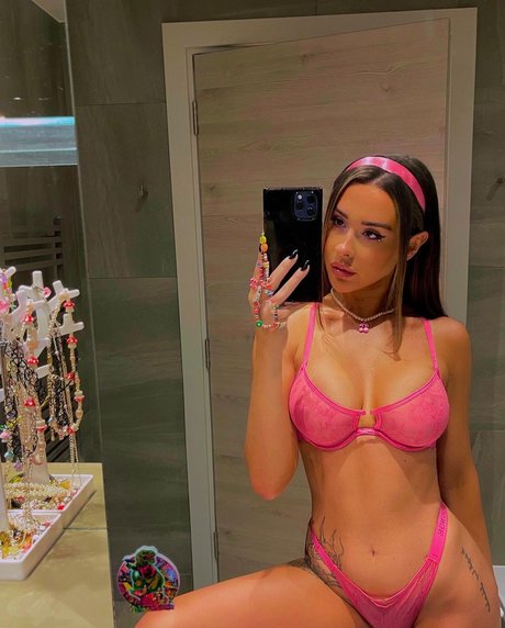 Naakte gelekte OnlyFans-foto van Lacey Montgomery