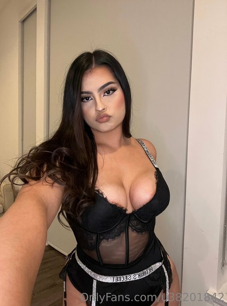 Naakte gelekte OnlyFans-foto van Isabel