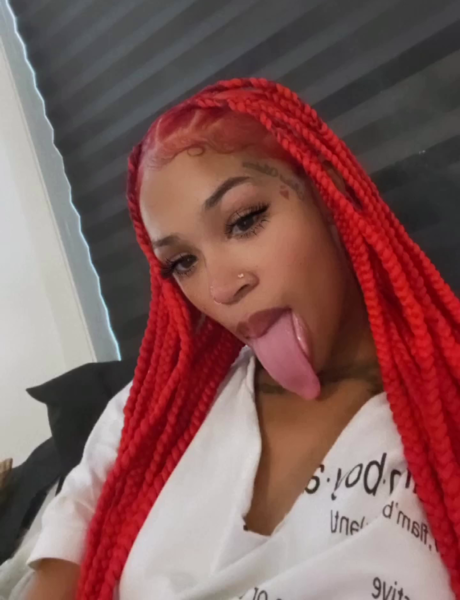 Naakte gelekte OnlyFans-foto van Cynthia Rose