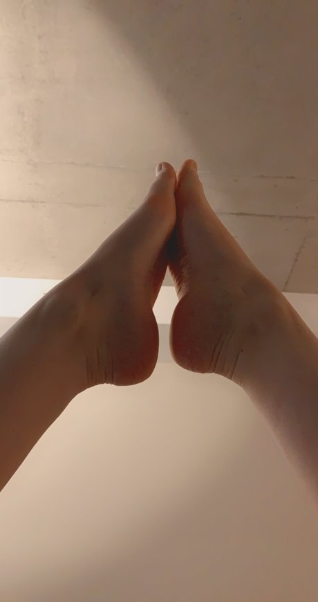 Naakte gelekte OnlyFans-foto van Zasterini Zastela