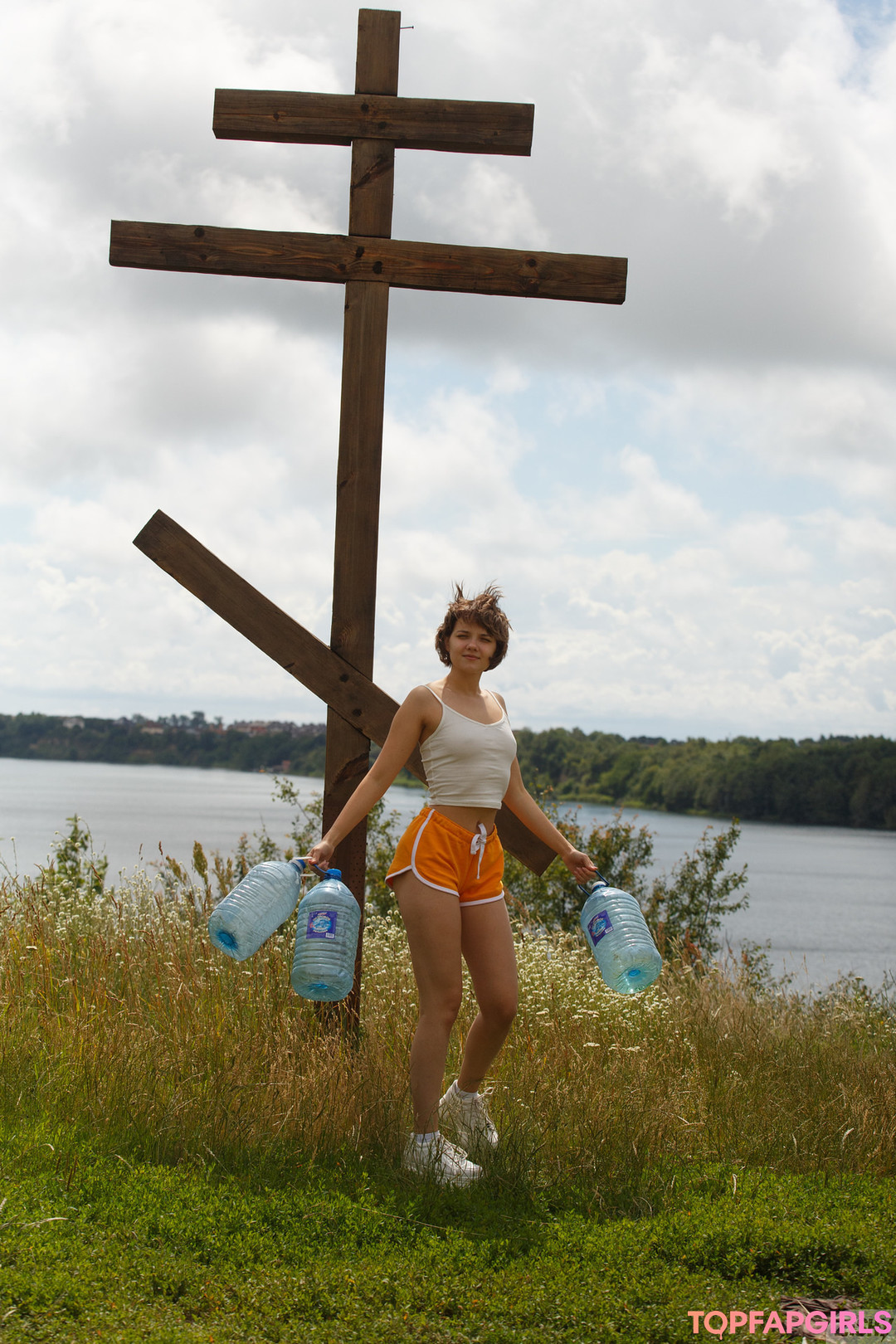 Naakte gelekte OnlyFans-foto van Victoria Minina #18