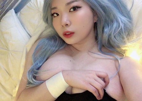 Naakte gelekte OnlyFans-foto van Anikauwu