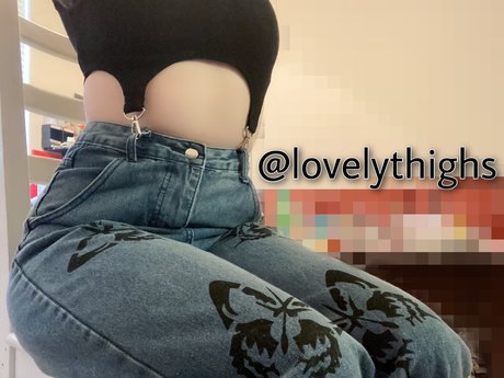 Lovelythighs