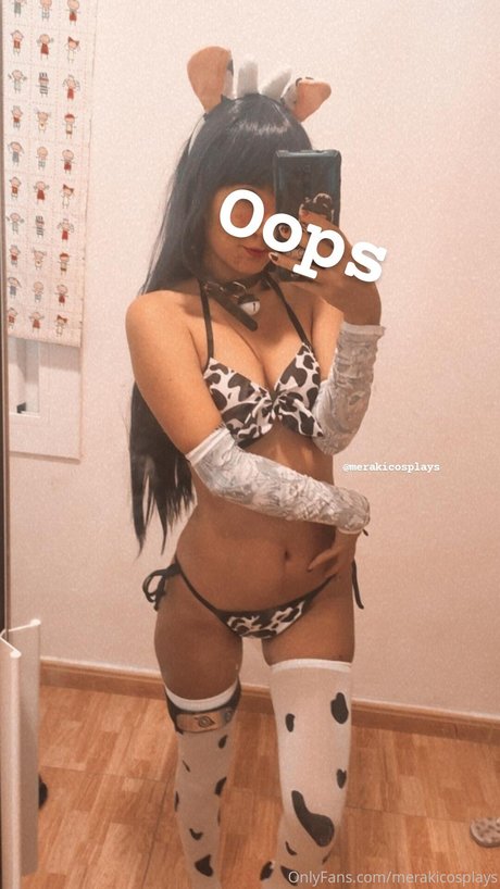 Meraky cosplays