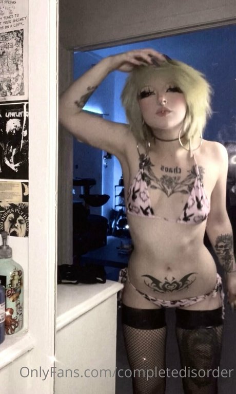 Naakte gelekte OnlyFans-foto van Kyra