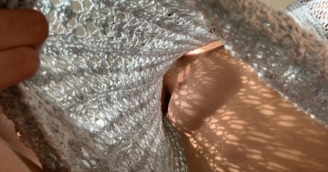 Naakte gelekte OnlyFans-foto van Melissayo