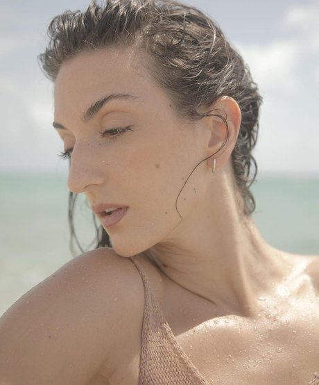 Naakte gelekte OnlyFans-foto van Delaantiguamaria