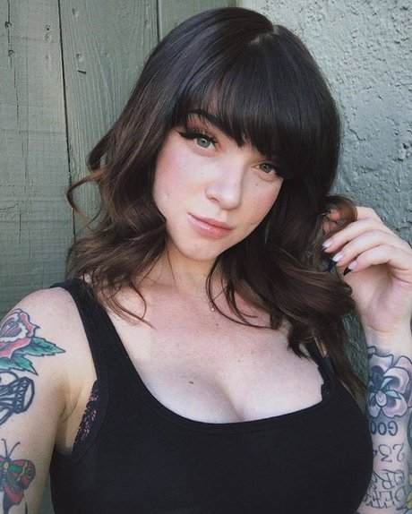 Naakte gelekte OnlyFans-foto van Brittany Jeanne