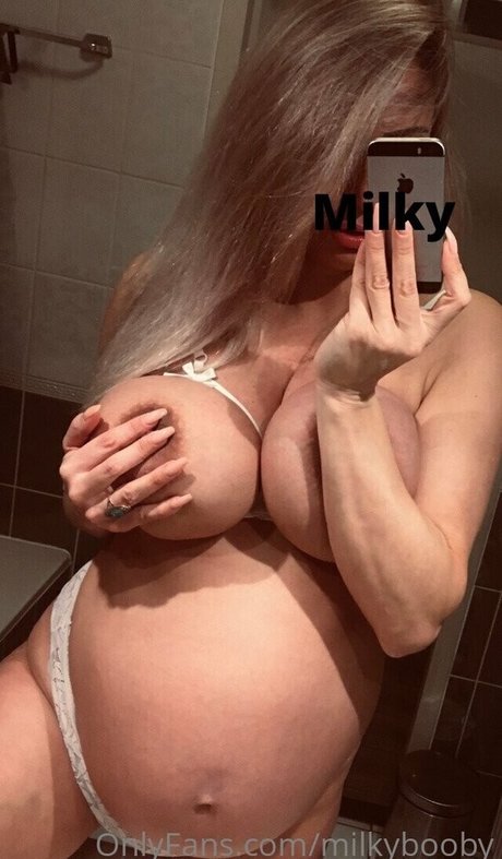 Naakte gelekte OnlyFans-foto van Milkybooby
