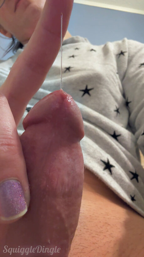 Naakte gelekte OnlyFans-foto van Squiggledingle
