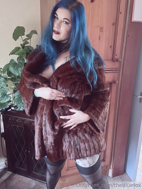 Naakte gelekte OnlyFans-foto van Thebluefox